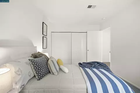 Bedroom - 4203 Dubhe Ct, Concord, CA 94521 photo 4 of 7