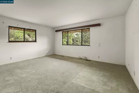 Bedroom - 31 Oak Knoll Loop, Walnut Creek, CA 94596 photo 2 of 3