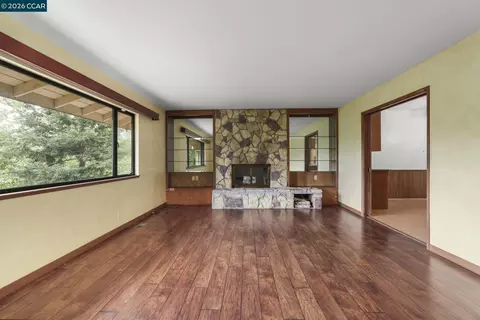 Living - 31 Oak Knoll Loop, Walnut Creek, CA 94596 photo 1 of 5