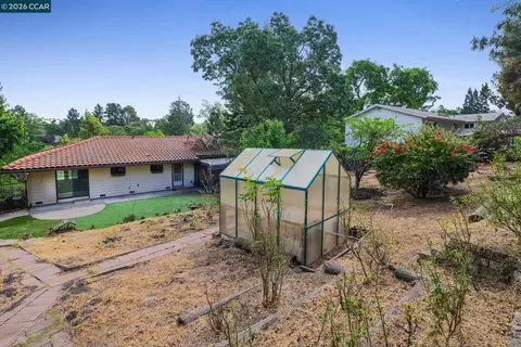 Exterior - 31 Oak Knoll Loop, Walnut Creek, CA 94596 photo 5 of 5