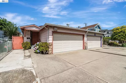 2538 E 16th St, Oakland, CA 94601