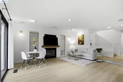 60 Jacklin Pl, Milpitas, CA 95035