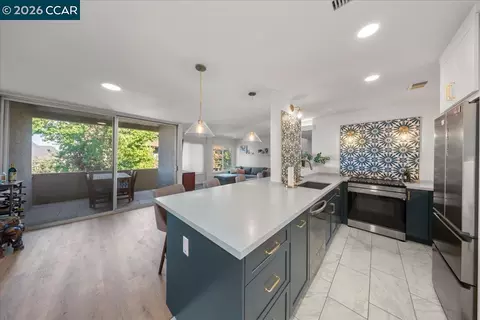 330 Vernon St #207, Oakland, CA 94610