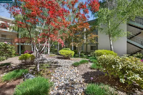 1621 Ptarmigan Dr #2A, Walnut Creek, CA 94595