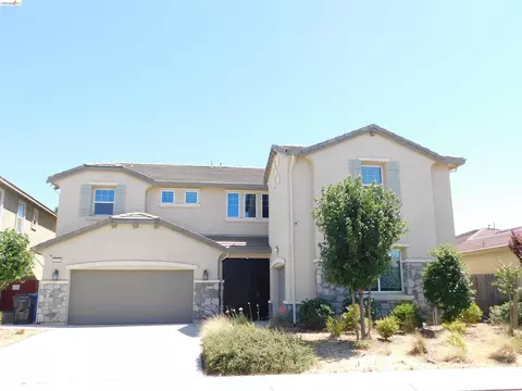 1090 Lavender St, Manteca, CA 95337