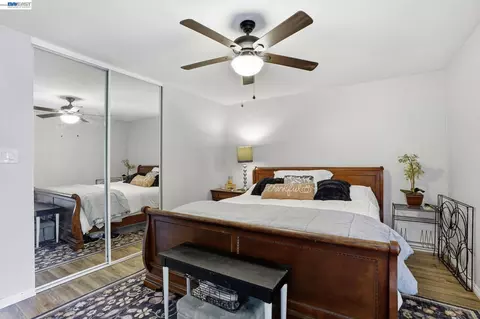 Bedroom - 5505 Roundtree Dr #B, Concord, CA 94521 photo 2 of 3