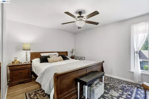 Bedroom - 5505 Roundtree Dr #B, Concord, CA 94521 photo 1 of 3