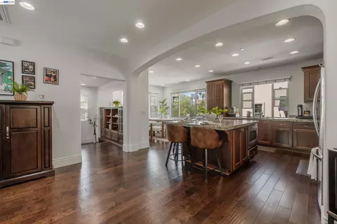 Entry Way - 908 Smith Ln, Milpitas, CA 95035 photo 1 of 8