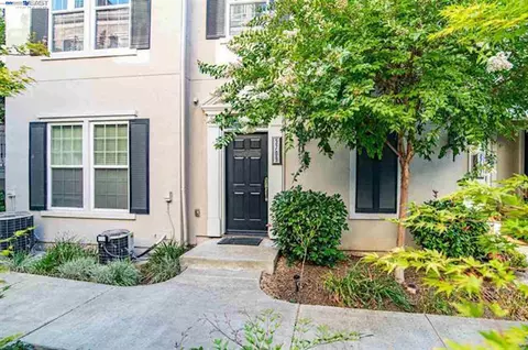 3709 Whitworth Dr, Dublin, CA 94568