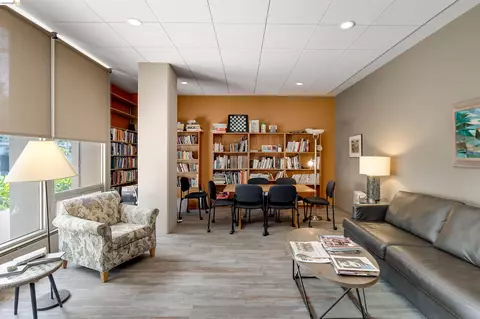 View/Area - 2550 Dana St #5F, Berkeley, CA 94704 photo 6 of 12