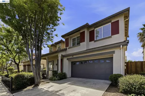 27433 Whitman St, Hayward, CA 94544