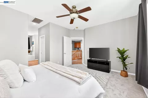 Bedroom - 4547 Glenbrook Dr, Tracy, CA 95377 photo 2 of 6