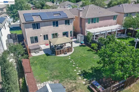 View/Area - 4547 Glenbrook Dr, Tracy, CA 95377 photo 2 of 6