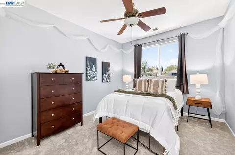 Bedroom - 4547 Glenbrook Dr, Tracy, CA 95377 photo 5 of 6