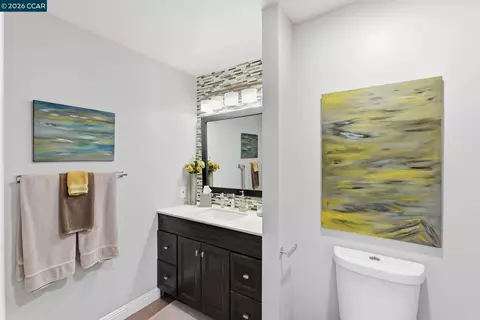 Bath - 1050 N Maywood Ln, Martinez, CA 94553 photo 1 of 3