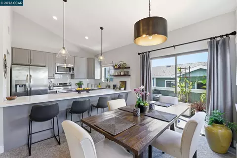 Dining - 1050 N Maywood Ln, Martinez, CA 94553 photo 1 of 2