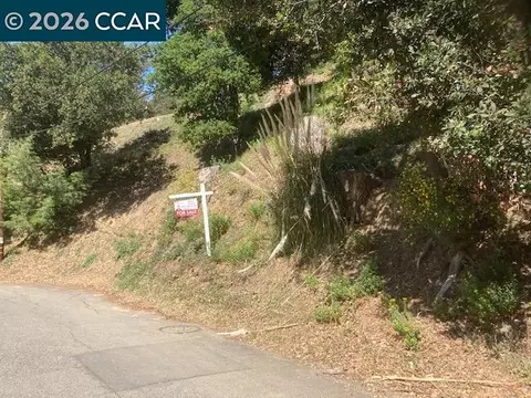 0000 Woodrow Dr, Oakland, CA 94611