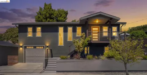 1578 E 38th St, Oakland, CA 94602