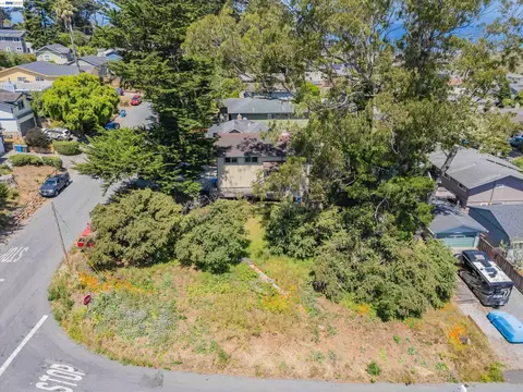 0 6th St, Montara, CA 94037