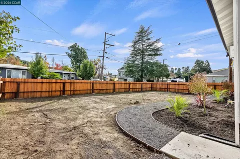 Exterior - 2027 Castro St, Martinez, CA 94553 photo 6 of 10