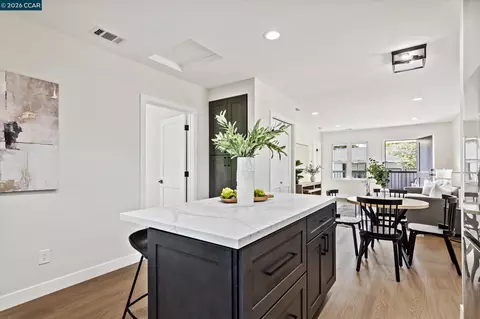 Kitchen - 2027 Castro St, Martinez, CA 94553 photo 6 of 6