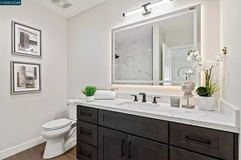 Bath - 2027 Castro St, Martinez, CA 94553 photo 1 of 2