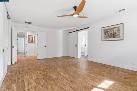 Bedroom - 9530 Morgan Territory Rd, Livermore, CA 94551 photo 2 of 9