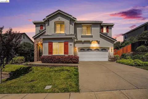 3341 Park Ridge Dr, North Richmond, CA 94806