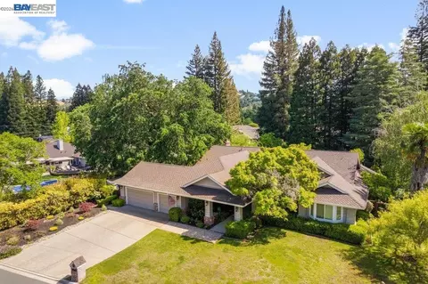 37 Bushmint Pl, Alamo, CA 94507