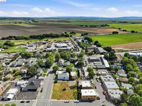 204 A St, Isleton, CA 95641 photo 9