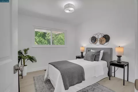 Bedroom - 2319 Collins Ave, Pinole, CA 94564 photo 1 of 4