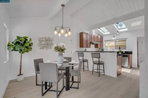 Dining - 2319 Collins Ave, Pinole, CA 94564 photo 1 of 2