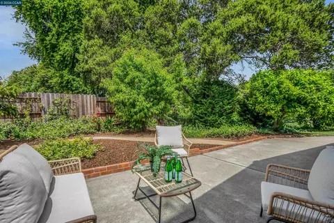 Exterior - 2319 Collins Ave, Pinole, CA 94564 photo 7 of 12