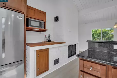 Kitchen - 2319 Collins Ave, Pinole, CA 94564 photo 3 of 4