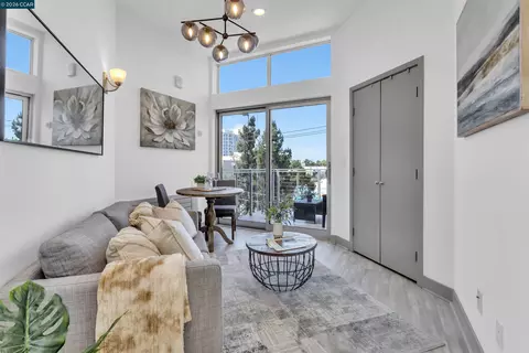 410 Webster St #5, Oakland, CA 94607