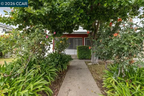 710 Grove Way, Hayward, CA 94541