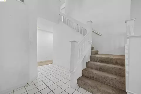 Entry Way - 184 Bald Eagle Dr, Vacaville, CA 95688 photo 1 of 3