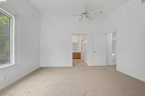 Bedroom - 184 Bald Eagle Dr, Vacaville, CA 95688 photo 4 of 11