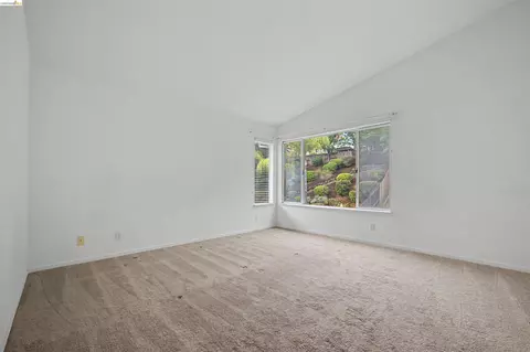 Bedroom - 184 Bald Eagle Dr, Vacaville, CA 95688 photo 3 of 11