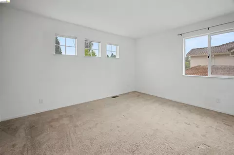 Bedroom - 184 Bald Eagle Dr, Vacaville, CA 95688 photo 8 of 11
