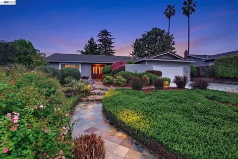 9 Del Oro Ct, San Ramon, CA 94583
