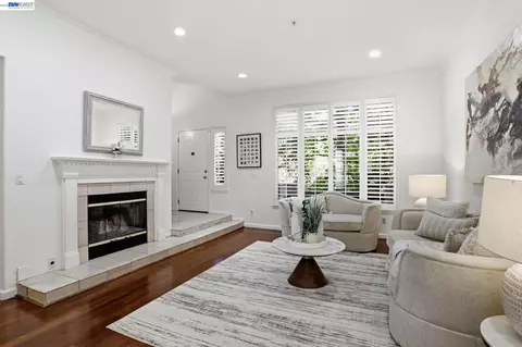 441 Camille Cir #12, San Jose, CA 95134