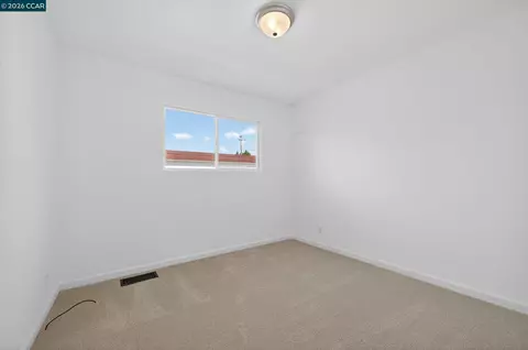 Bedroom - 1920 E 3rd St, Benicia, CA 94510 photo 3 of 4