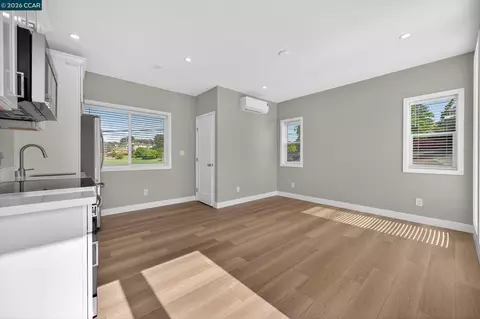Living - 1920 E 3rd St, Benicia, CA 94510 photo 5 of 5