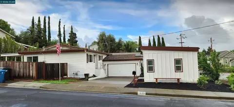 1920 E 3rd St, Benicia, CA 94510