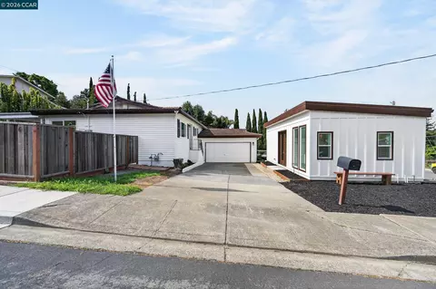 1920 E 3rd St, Benicia, CA 94510 photo 1