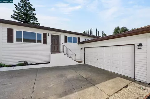 Exterior - 1920 E 3rd St, Benicia, CA 94510 photo 1 of 6