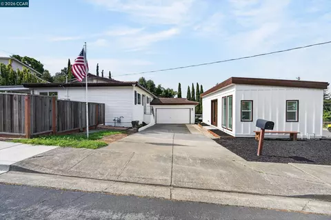 1920 E 3rd St, Benicia, CA 94510