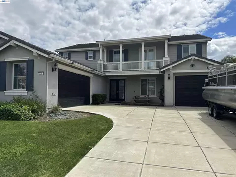 321 Myrtle Ln, Oakley, CA 94561