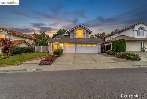 139 Farragut St, Hercules, CA 94547